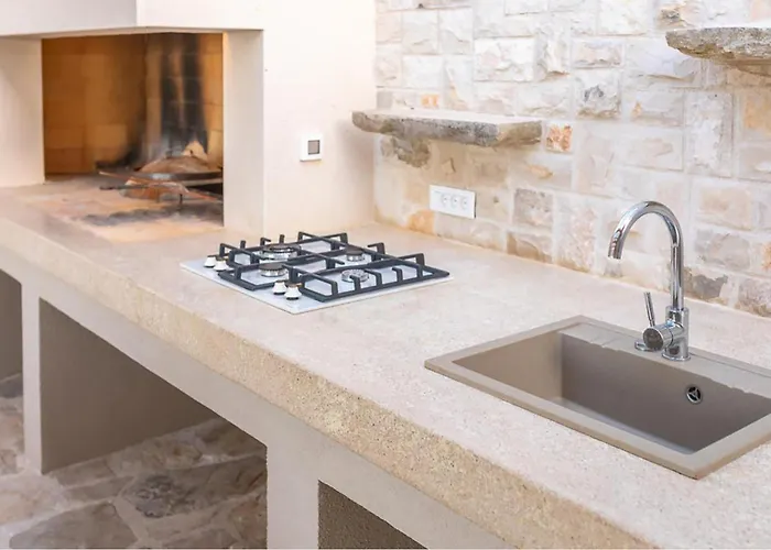 Lovely In Дом отдыха *